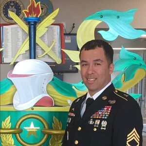 Meet your Posher, Gregory